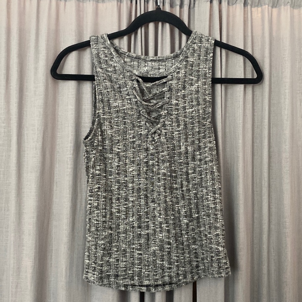 gray tank top L in kids